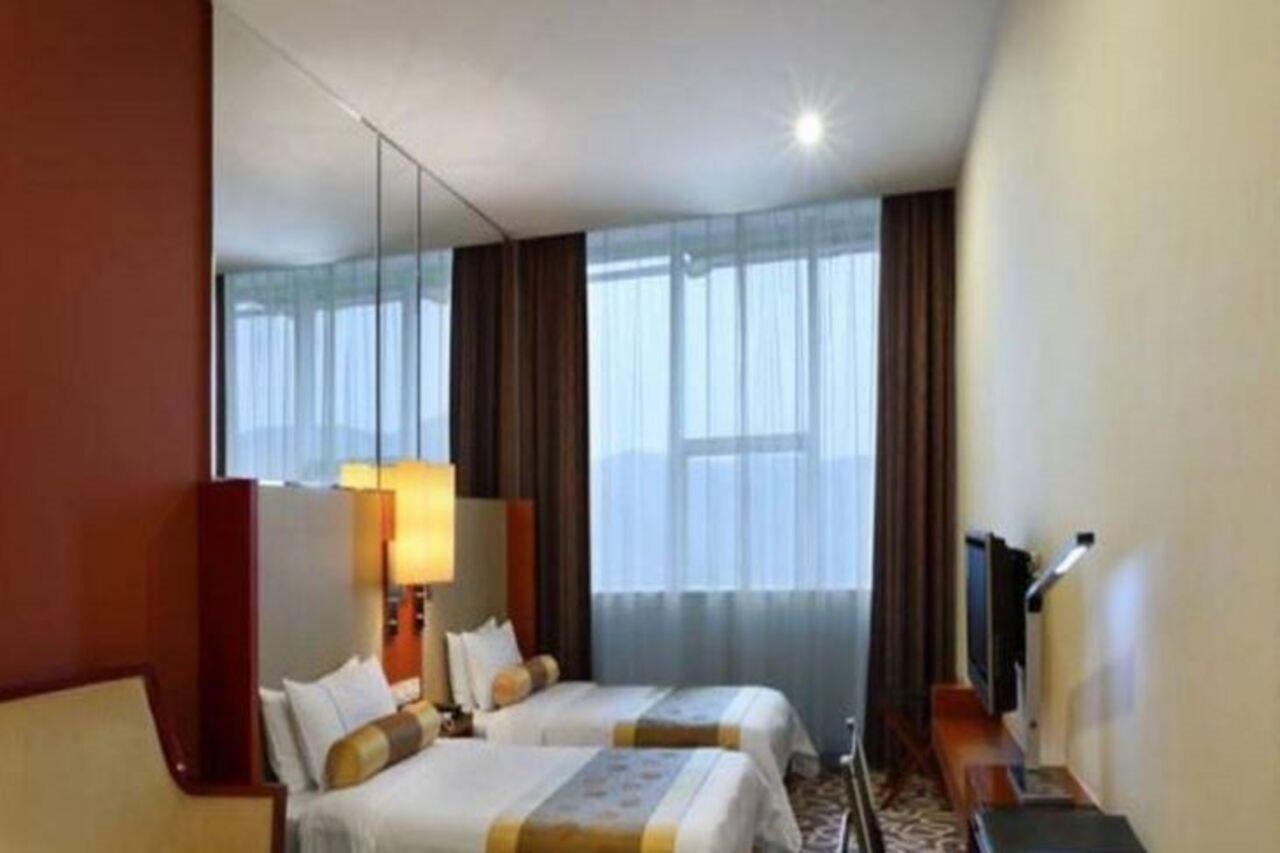 Shenzhen Caa Holy Sun Hotel, Luohu Railway Station Exterior foto